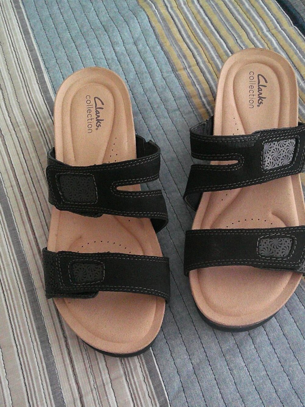 Clarks black slide on sandals with velcro closures New Size Medium 9.5